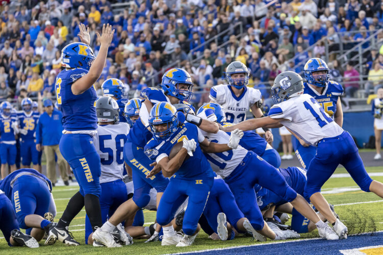 Flivvers christen new field with wild win